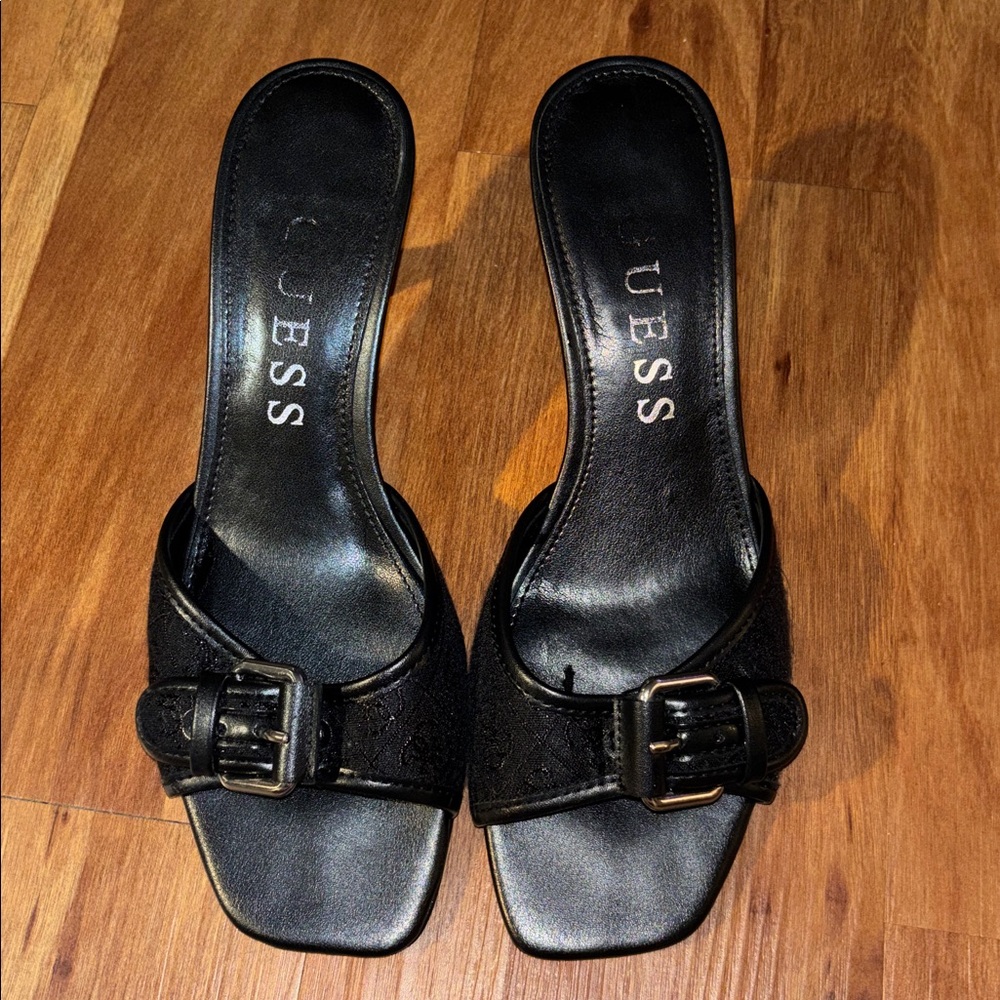 GUESS kitten heels - Picture 2 of 8
